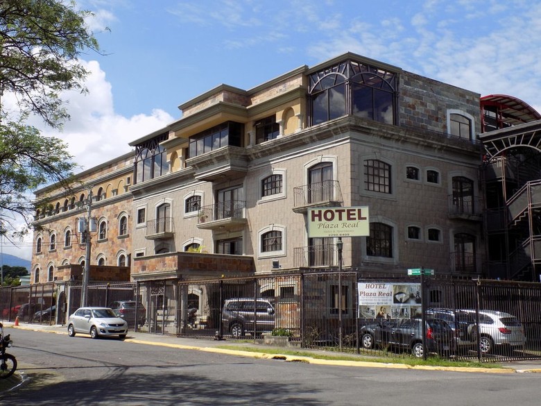 Hotel Plaza Real Suites & Apartments San Jose