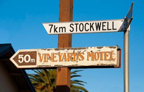 The Vineyards Motel