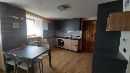 Apartamento Caratteristico Mono A La Saxe - Condominio Anne