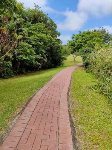 Lovely 3 Bedroom Apartment In Sheffield/ballito