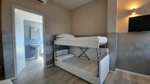Hostal Bergamo Guesthouse - Self Check-in