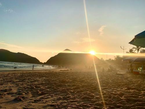 Apartamento Lindo Apto Com Piscina A 150m Da Praia Do Tombo