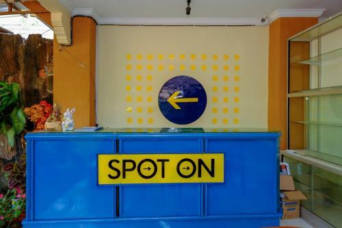 Spot On 2185 Hotel Elen