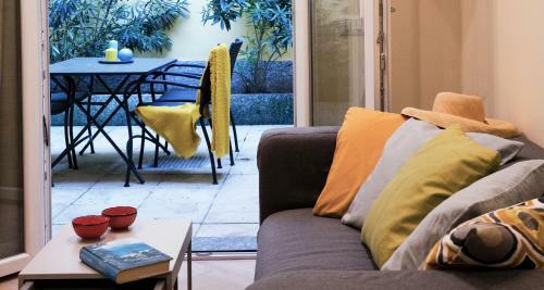 Hostal Altido La Corte Fiorita Como