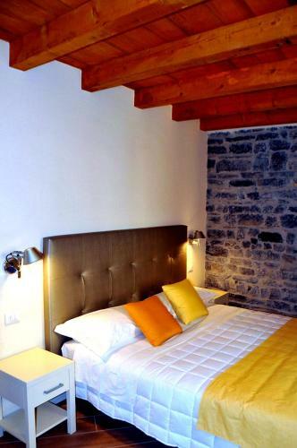 Hostal Altido La Corte Fiorita Como