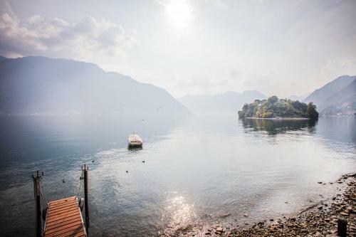 Ossuccio Villa On The Lake