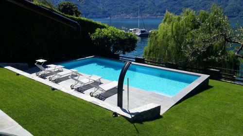 Ossuccio Villa On The Lake