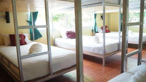 Albergue Chaokoh Phi Phi Resort And Dorm Room