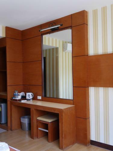 Hotel Phiphi Andaman Resort - Sha Extra Plus