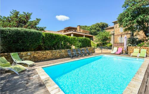 Four-bedroom Holiday Home In Uzes