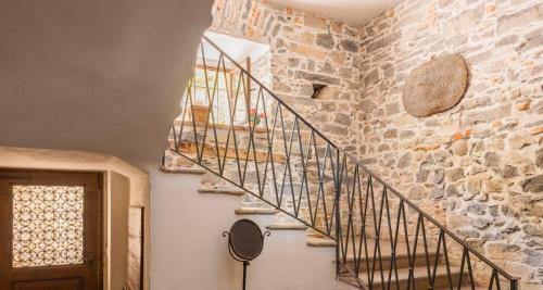 Apartamento Altido Charming Flat For 5, Near Train Station