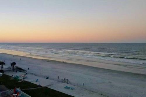 Coconut Palms Beach Resort II 4512