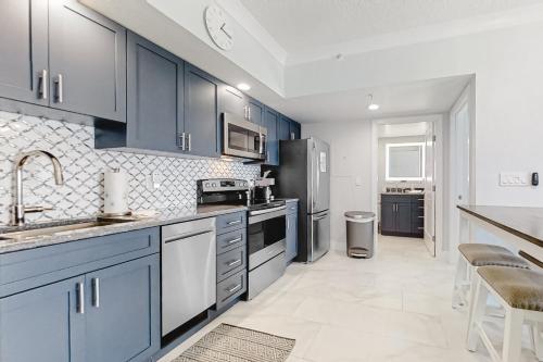 Coconut Palms Beach Resort II 4512