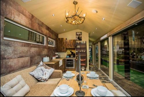 Gorestown Glamping Chalets