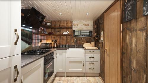 Gorestown Glamping Chalets