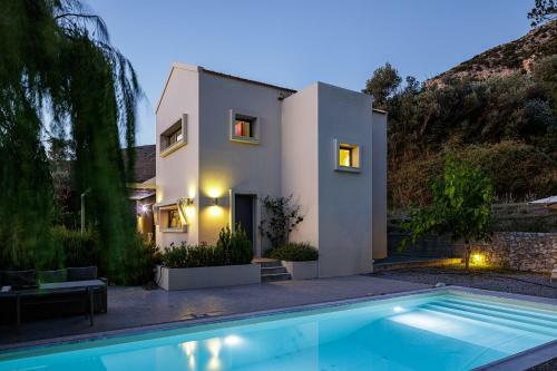 Tessera Villa, Majestic Countryside!