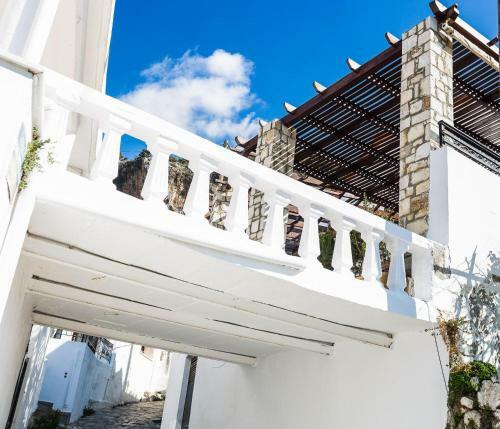 Villa The Bridge House