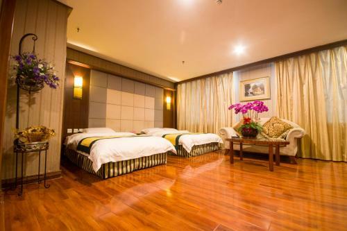 Yicheng Business Hotel
