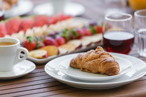 The Euphoria Club Luxury Villas