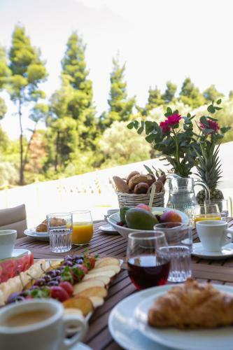 The Euphoria Club Luxury Villas