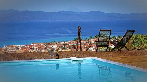 The Free Bird - Private Pool & Spa Villa