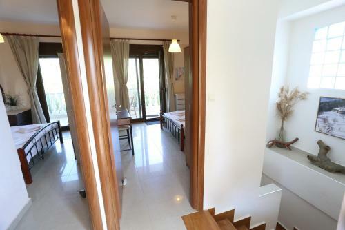 Villa Argo 3 - Beachfront, Big Gardens, Location!