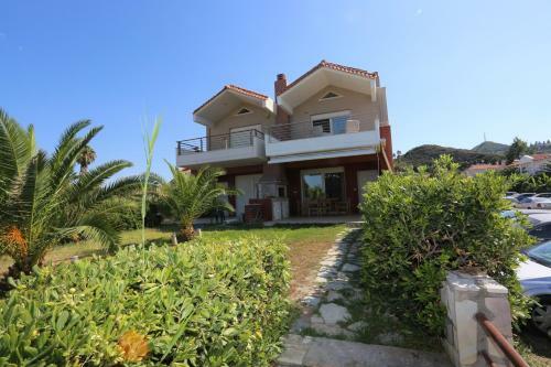 Villa The View - Beachfront, 5 Bedrooms, Bbq, View