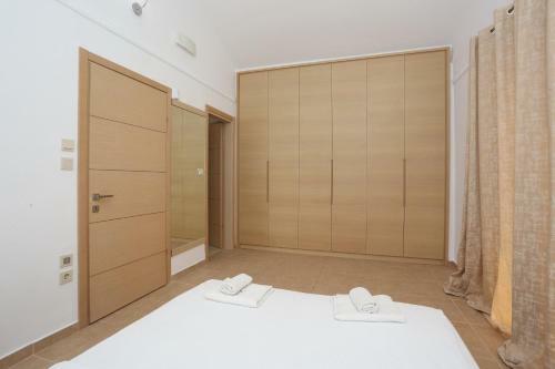 Villa The View - Beachfront, 5 Bedrooms, Bbq, View