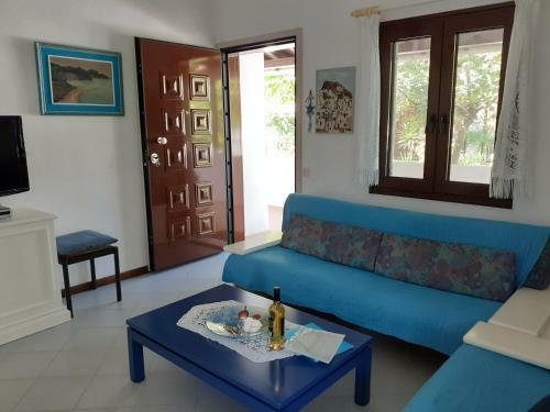 Spacious House 100 Metres From The Beach