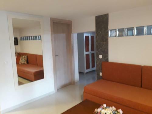 Spacious House 100 Metres From The Beach