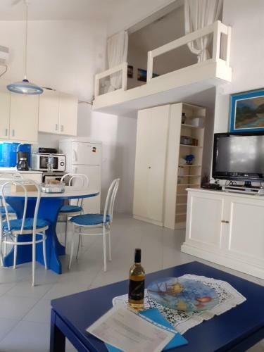 Spacious House 100 Metres From The Beach