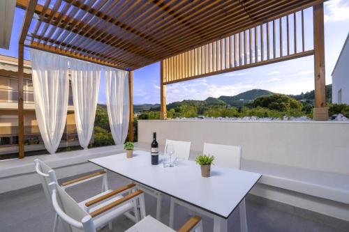 Apartamento Mirablue Luxury Residences