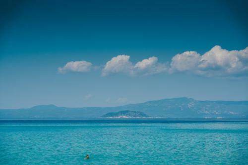 Dreamcatcher Luxury Villa, 1 Min Walk To Beach