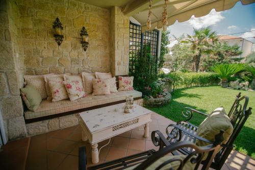 Dreamcatcher Luxury Villa, 1 Min Walk To Beach