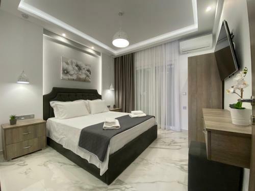 Katia Apartments