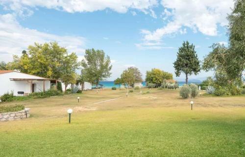 #flh - Summer Cottage On Pefkohori Beach