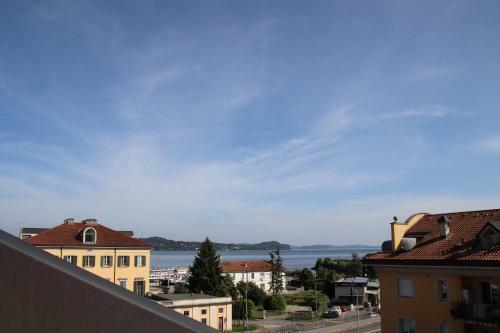 Apartamento Attico Vista Lago Centro Citt�
