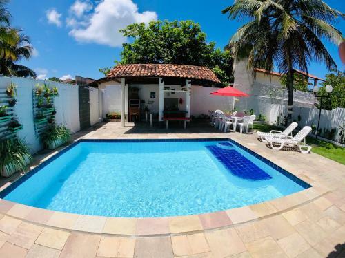 Casa Mobiliada Com Piscina Para Fam�lia