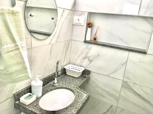 Casa Mobiliada Com Piscina Para Fam�lia