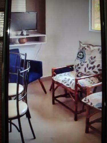 Casa Condom�nio ( P� Na Areia)