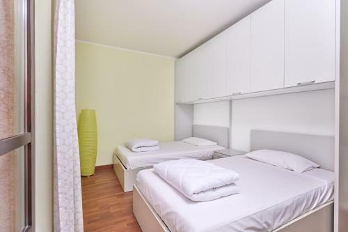 Lake Front Casa Christina