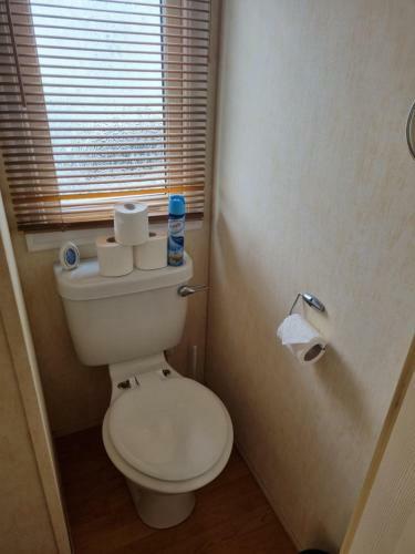 3 Bedroom Sleeps 6 On Coral Beach