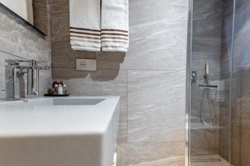 Chalet Imbosc'ch� - 5 Beautiful Rooms In Charming B&B