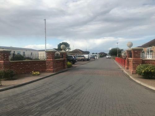 Apartamento 4 Bedrooms Holiday Caravan