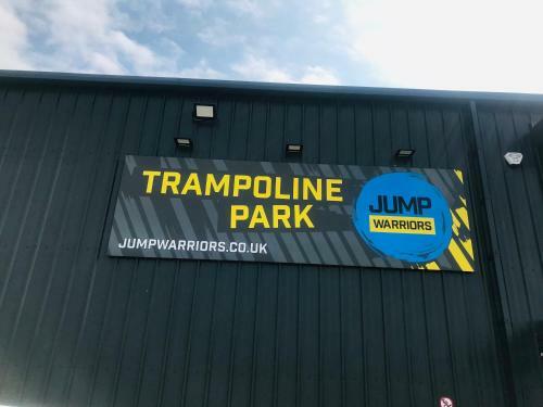 Apartamento 4 Bedrooms Holiday Caravan