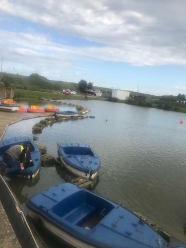 Apartamento 4 Bedrooms Holiday Caravan