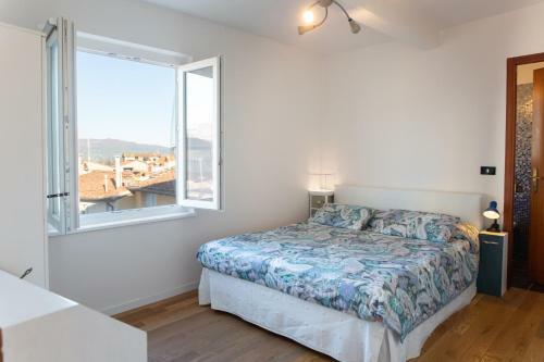 Bellavista Apartment With Terrace And Lift