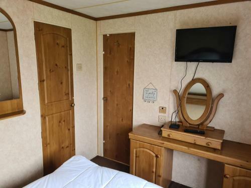 6 Berth On Golden Sands Uk Cottage