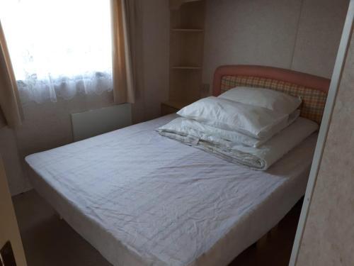 8 Berth On Coral Beach (westmorland)