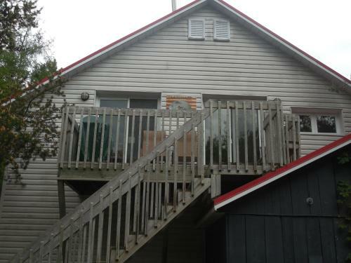 Chalets & Appartements Au Chant De La Rivi�re